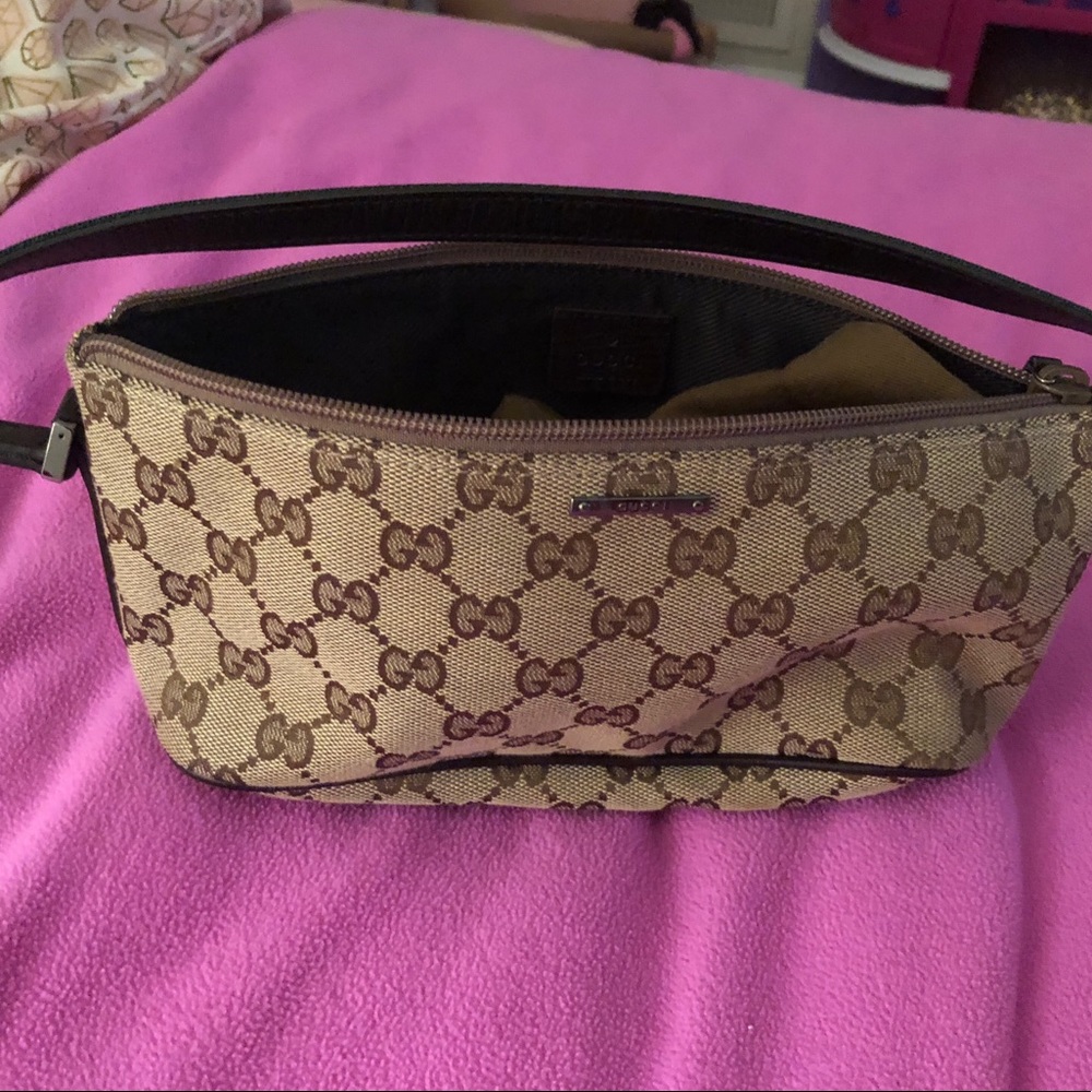 Gucci shoulder bag